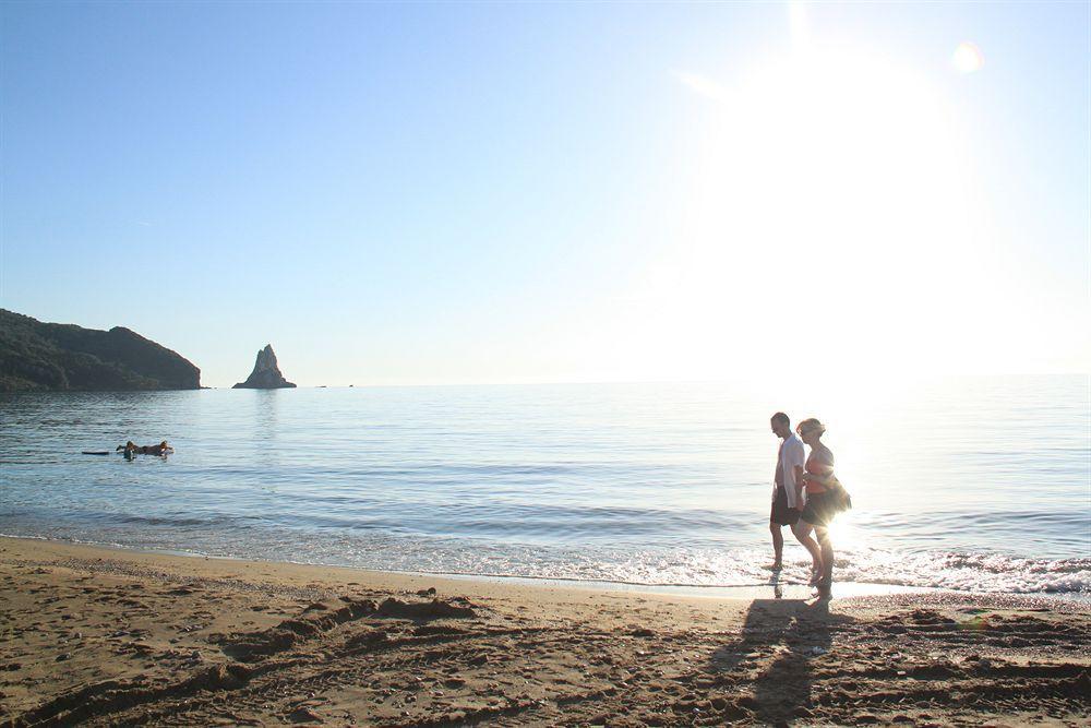 Pink Palace Beach Resort Agios Gordios  Luaran gambar