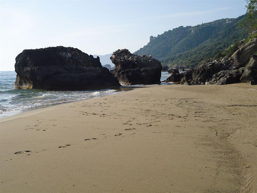 Pink Palace Beach Resort Agios Gordios  Luaran gambar